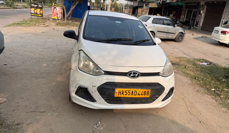 
								Hyundai xcent 2018 .taxi no. full									