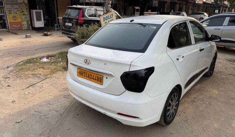 
								Hyundai xcent 2018 .taxi no. full									