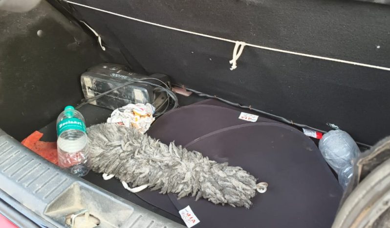 
								Mahindra kuv 100 k8 65 g 2018 full									