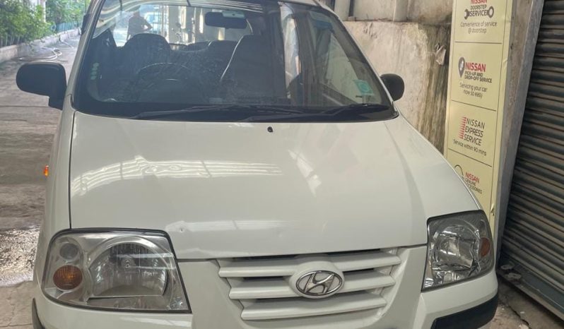 
								🚗 Hyundai Santro 📅 Model: 2012 👤 Owner: 1 ⚙️ Fuel: CNG (Passed) 📍 KM 1 + full									