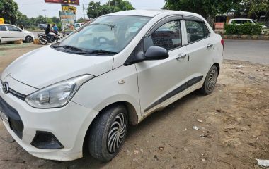 🚗 Hyundai Xcent Base Model 📅 Model: 2016 👤 Owner: 1st ⚙️ Fuel: Petrol (CNG Passed) 📍 Kilometers: 1,08,000 km 🎨 Color: White 📌 Variant: Base Model 🧾 Condition: Neat & clean, engine smooth, AC working perfectly