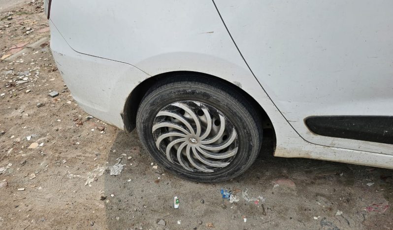 
								🚗 Hyundai Xcent Base Model 📅 Model: 2016 👤 Owner: 1st ⚙️ Fuel: Petrol (CNG Passed) 📍 Kilometers: 1,08,000 km 🎨 Color: White 📌 Variant: Base Model 🧾 Condition: Neat & clean, engine smooth, AC working perfectly full									
