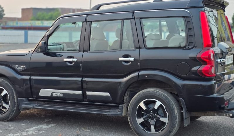 
								🚙 Mahindra Scorpio S (2023 Model) 📅 Model Year: 2023 👤 Owner: First Owner 🛞 Kilometers Driven: 45,000 km 🛡️ Insurance: Full Insurance (Bumper to Bumper) 🔑 Keys: Both Original Keys Available ⚙️ Condition: All Original 📍 Location: BAGHPAT full									