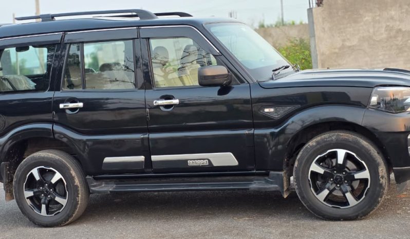 
								🚙 Mahindra Scorpio S (2023 Model) 📅 Model Year: 2023 👤 Owner: First Owner 🛞 Kilometers Driven: 45,000 km 🛡️ Insurance: Full Insurance (Bumper to Bumper) 🔑 Keys: Both Original Keys Available ⚙️ Condition: All Original 📍 Location: BAGHPAT full									