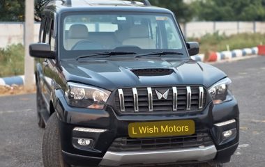 🚙 Mahindra Scorpio S (2023 Model) 📅 Model Year: 2023 👤 Owner: First Owner 🛞 Kilometers Driven: 45,000 km 🛡️ Insurance: Full Insurance (Bumper to Bumper) 🔑 Keys: Both Original Keys Available ⚙️ Condition: All Original 📍 Location: BAGHPAT